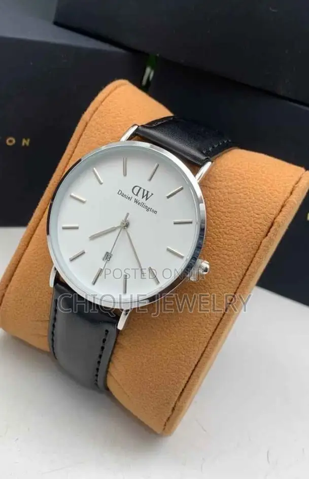 DW Leather Strap