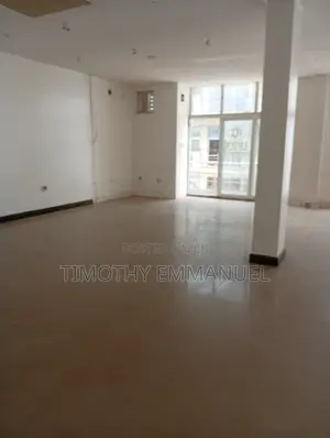 130 Square Meters Second Floor With Serviced Elevator