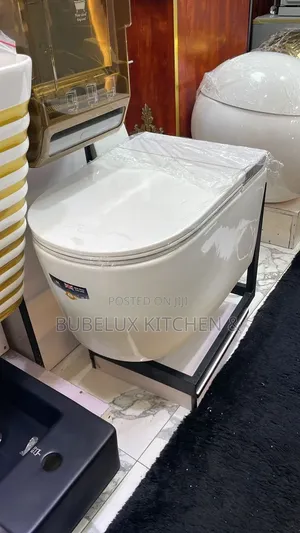 Brand New Luxury Wall Hung Rimless WC - White Glossy + Soft Close