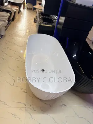 Premium White Bathtub