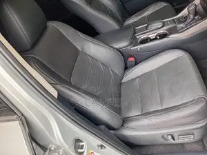 Lexus NX 200 FWD 2016 Silver