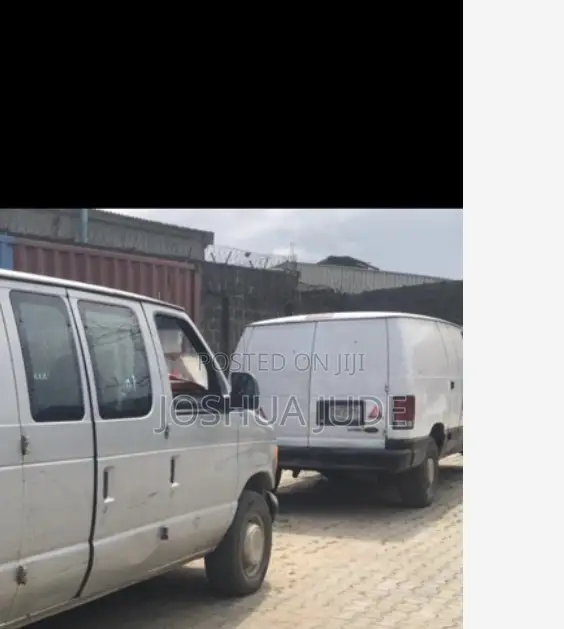 Ford E350 2006 Grey