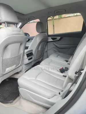 Audi Q7 2017 Silver