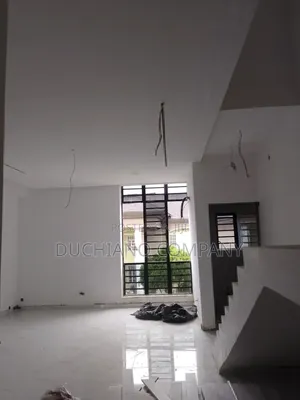 14bdrm Maisonette in Ikeja GRA for rent
