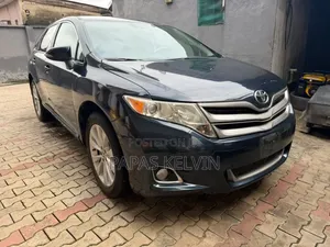 Toyota Venza LE 2013 Blue