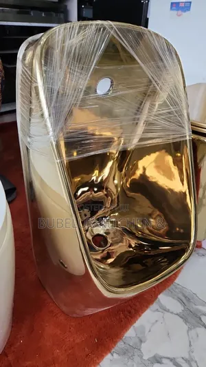 Brand New Luxury Gold Floor Standing Urinal