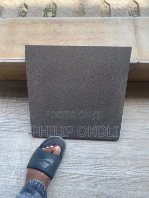 Thick Guage High Quality Compound Tiles 40x40