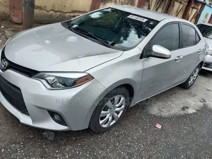 Toyota Corolla 2016 Silver