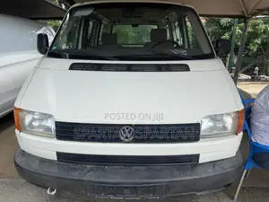 Volkswagen Transporter 2008 White