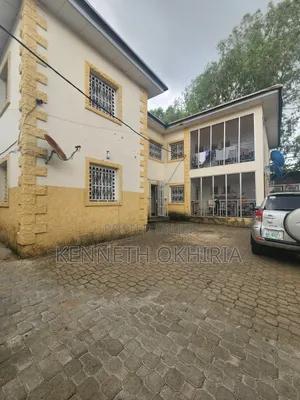 2bdrm Block of Flats in Zone 6 / Wuse for sale