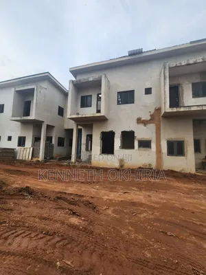 3bdrm Townhouse/Terrace in Mabushi for sale