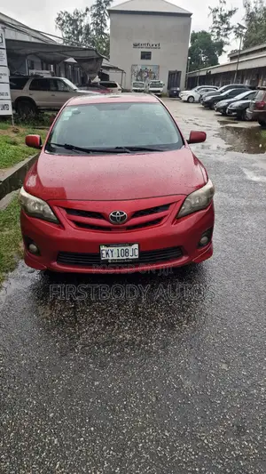 Toyota Corolla 2011 Red