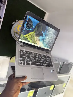 New Laptop HP EliteBook 840 G4 8GB Intel Core i5 SSD 256GB