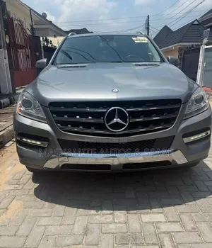 Mercedes-Benz M Class 2012 Gray