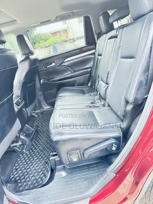 Toyota Highlander XLE V6 4x4 (3.5L 6cyl 6A) 2016 Burgundy