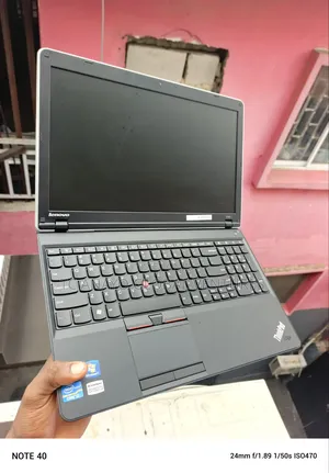 Laptop Lenovo ThinkPad Edge E520 8GB Intel Core i3 HDD 320GB