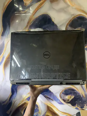 Laptop Dell Precision 7720 16GB Intel Core i7 SSD 512GB