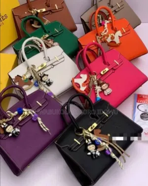 Bag Withlong Hand and Labubu