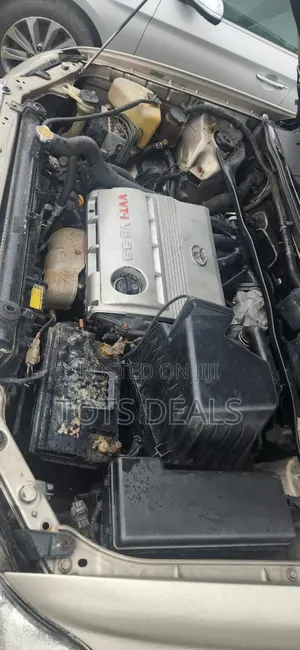 Toyota Highlander Limited 2025 Gold