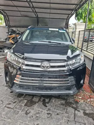 Toyota Highlander XLE 4dr SUV AWD (3.5L 6cyl 6A) 2015 Black