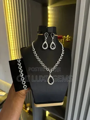 Luxury Black Crystal Jewelry Set