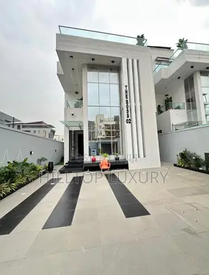 5bdrm Duplex in Lekki Phase 1 for sale