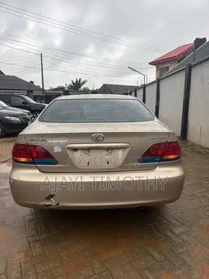 Lexus ES 2005 Gold