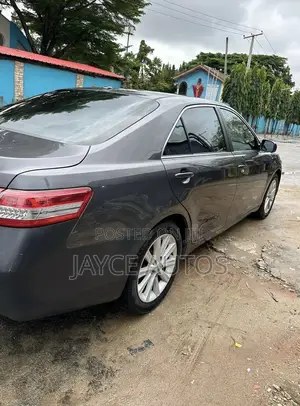 Toyota Camry 2011 Gray
