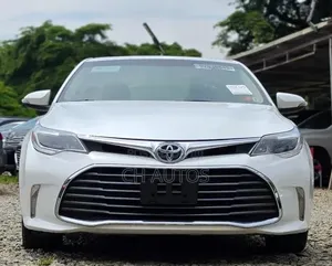 Toyota Avalon XLE Premium FWD Sedan (3.6L 6cyl 6A) 2016 White