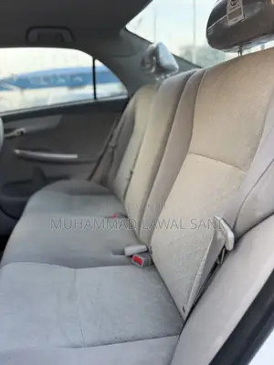Toyota Corolla 2010 White
