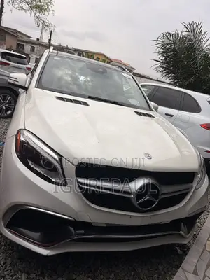Mercedes-Benz GLE-Class GLE 400 4MATIC 2017 White