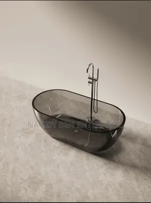 Transparent Bathtubs