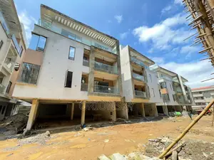 4bdrm Maisonette in Adeniyi Jones for sale