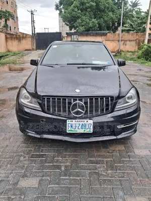 Mercedes-Benz C300 2008 Black