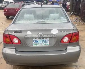 Toyota Corolla LE 2004 Gray