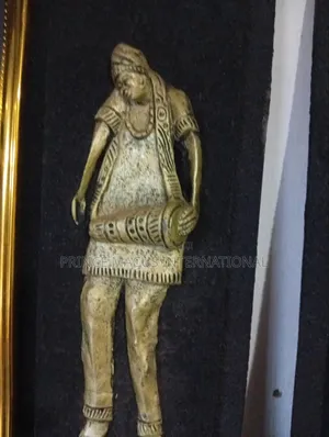 Prince Macus Art Frame