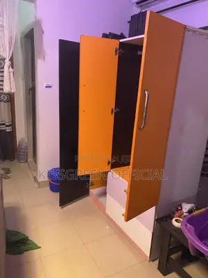 Wordrobeorange