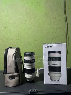 Canon 70 - 200mm 2.8 Lens