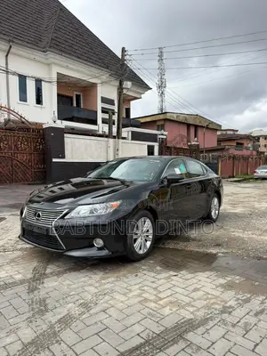 Lexus ES 2014 Black