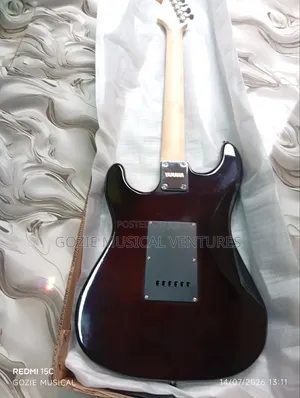 Yamaha 6 Strings Electric Lead Guitar.
