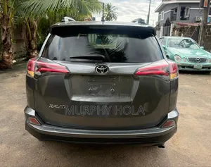 Toyota RAV4 2016 Gray
