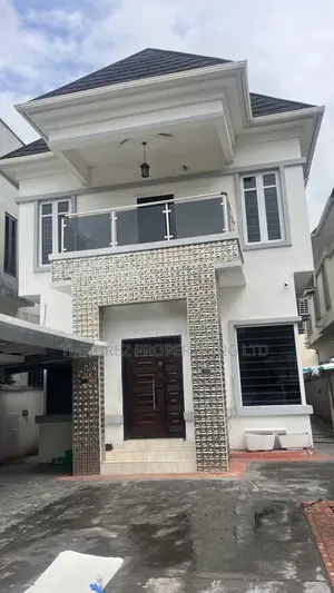 5bdrm Duplex in Osapa, Jakande for rent