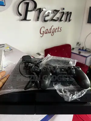 Sony PlayStation 4 Slim Hacked