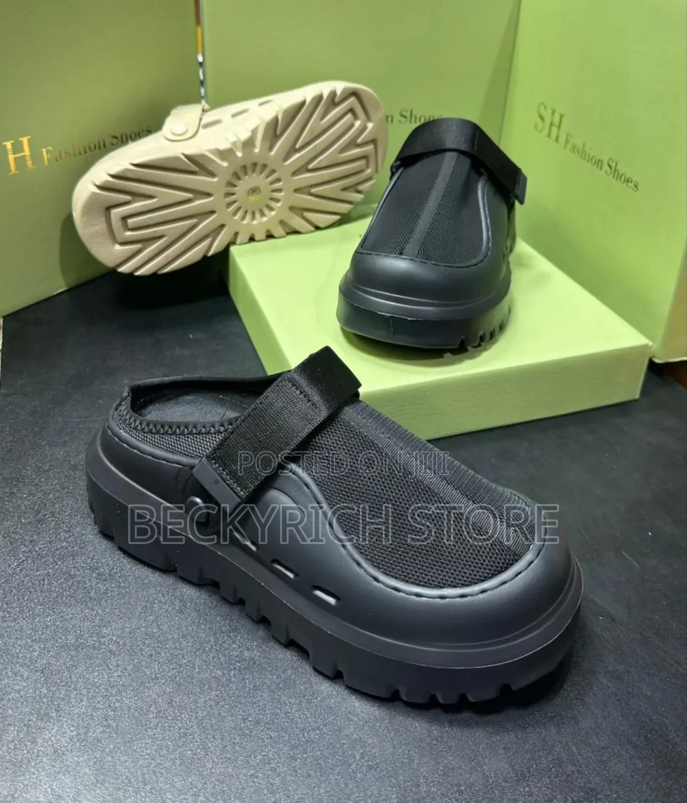 Drip Crocs Size. 40 - 45
