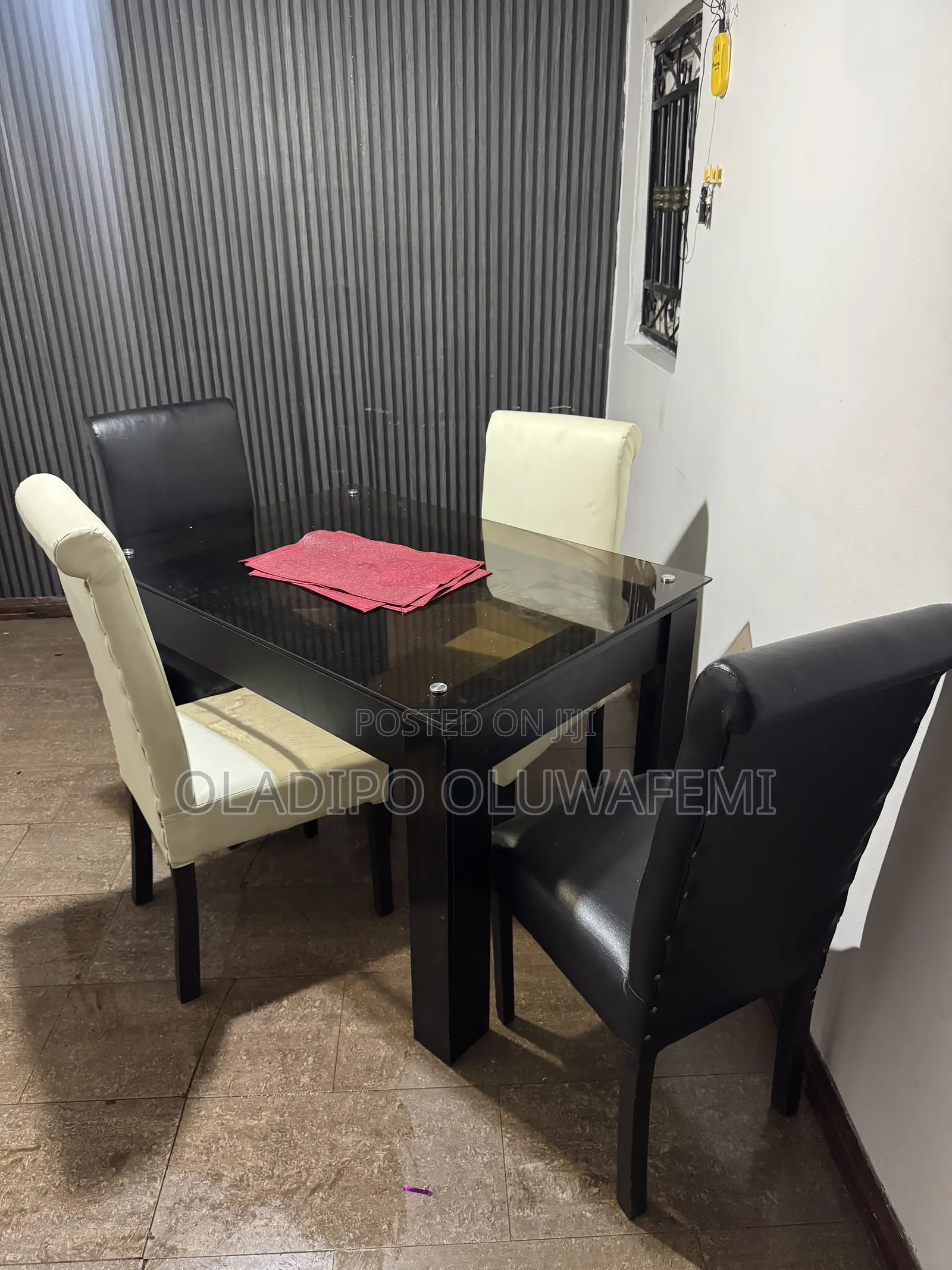 Executive 4 Seater Dining Set