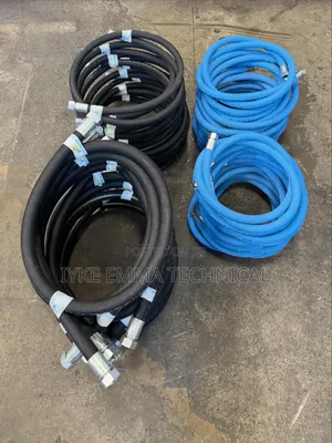 High Pressure Hydraulic Hoses With Crimped Fittings