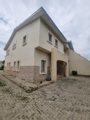 4bdrm Duplex in Gwarinpa for rent
