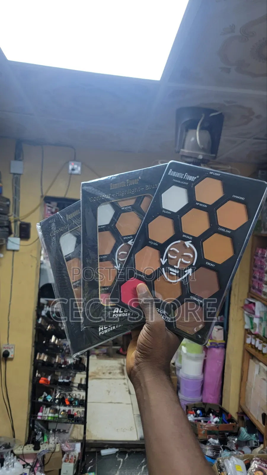 12 Colours Pallete Powder