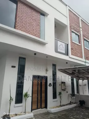 Furnished 4bdrm Duplex in Victoria Crest 2, for sale