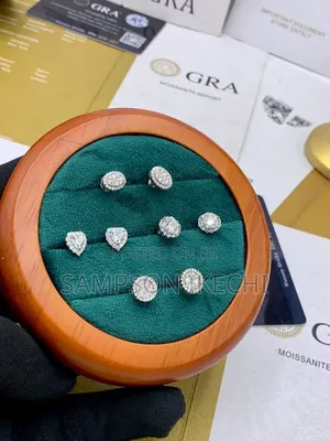 VVS Moissanite Diamond Earrings